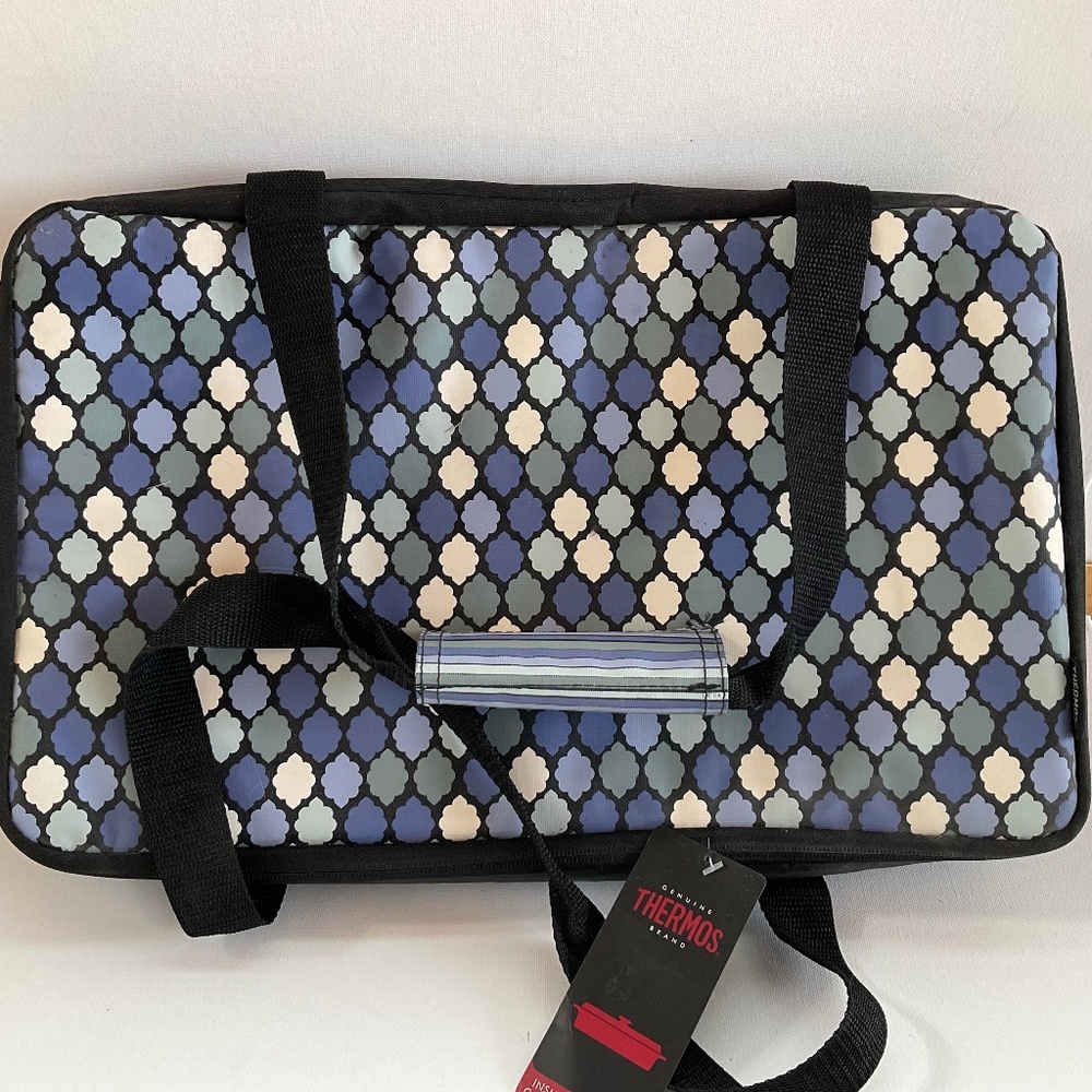 THERMOS INSULATED CASSEROLE CARRIER FOR PICNIC POTLUCK MEAL DELIVERY  9” x12”NW